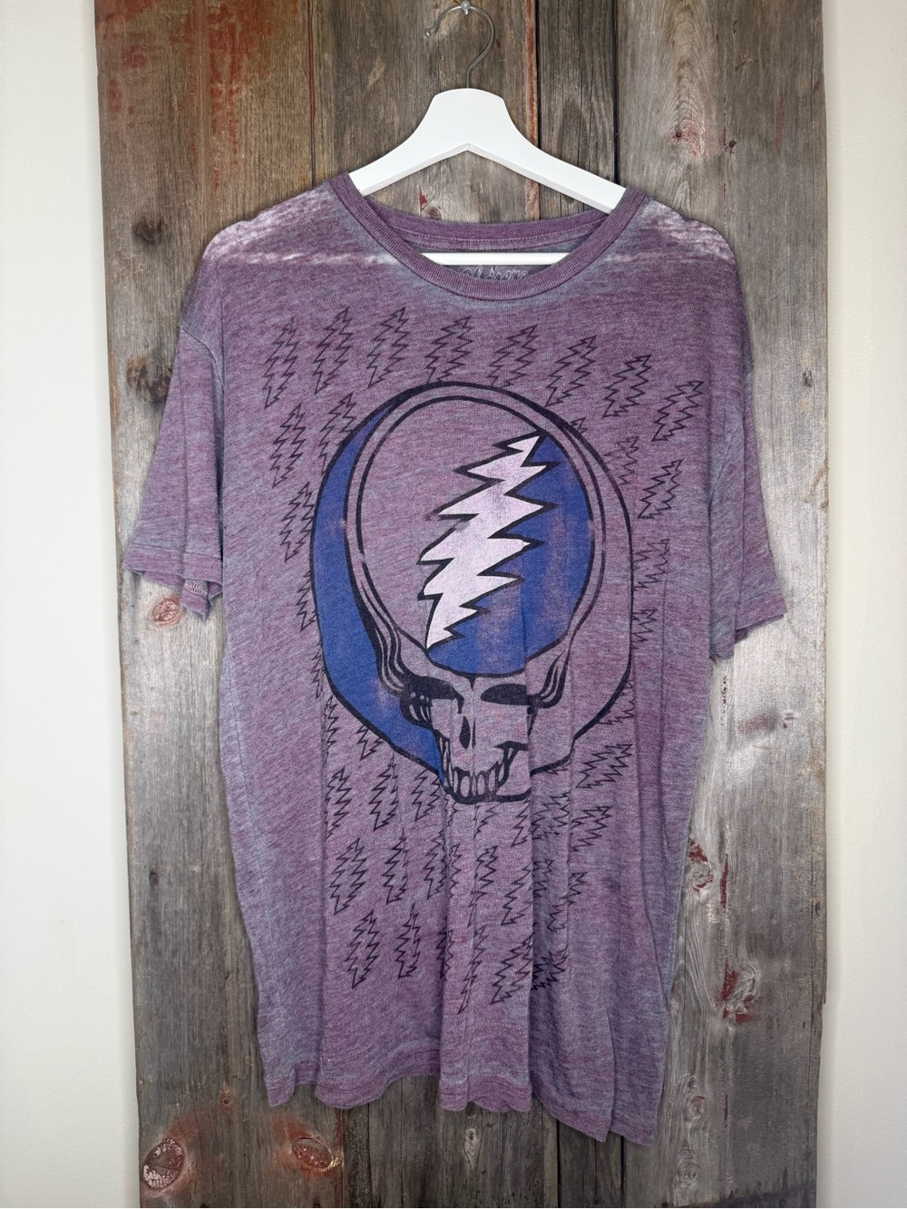 Chaser LA Men's Grateful Dead Purple Graphic Band T-Shirt Sheer Vintage Feel L